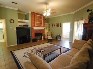 204 Eastgate Dr, Whitehouse, TX 75791