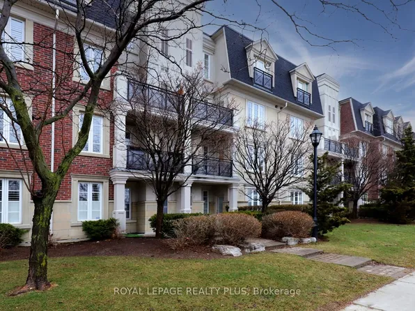 3351 Cawthra Rd #215, Mississauga, ON L5A 4N5