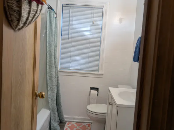 206 Ash St, Hays, KS