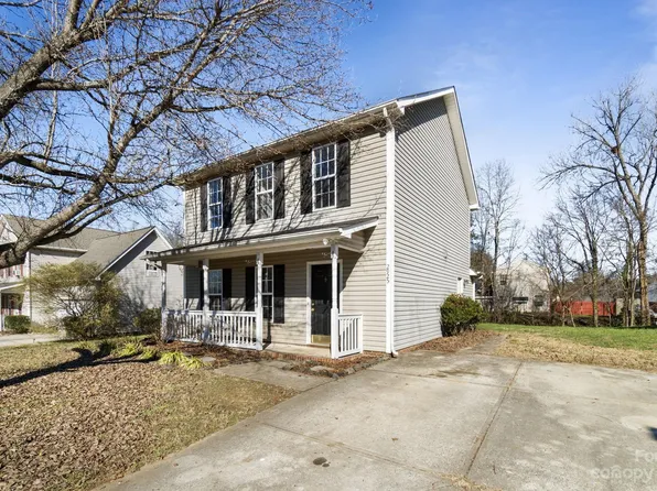 2925 Longspur Dr, Matthews, NC 28105