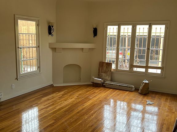 2nd image of 425 S Cochran Ave APT 103