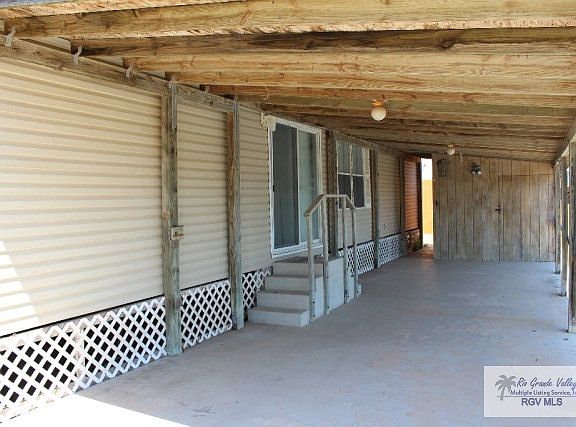 2nd image of 1209 Trout Ave
