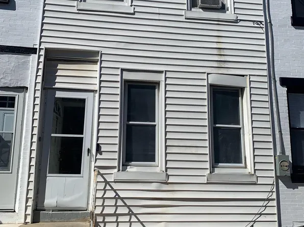 806 N Brooklyn St, Philadelphia, PA 19104