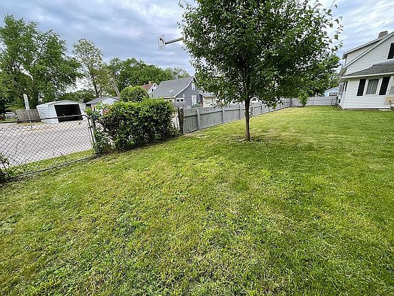 3rd image of 2604 S Nebraska St