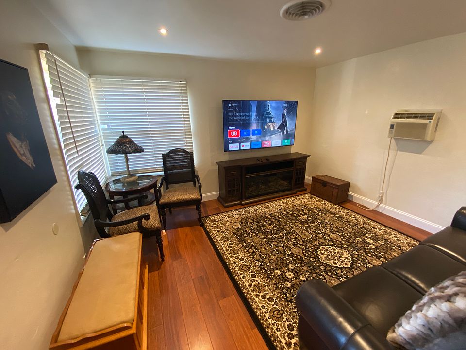 1st image of 32942 Pepper Dr