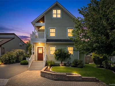 2544 Riverside Avenue, Seaford, NY, 11783