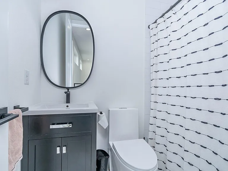 1419 Montopolis Dr #1 — Photo 18