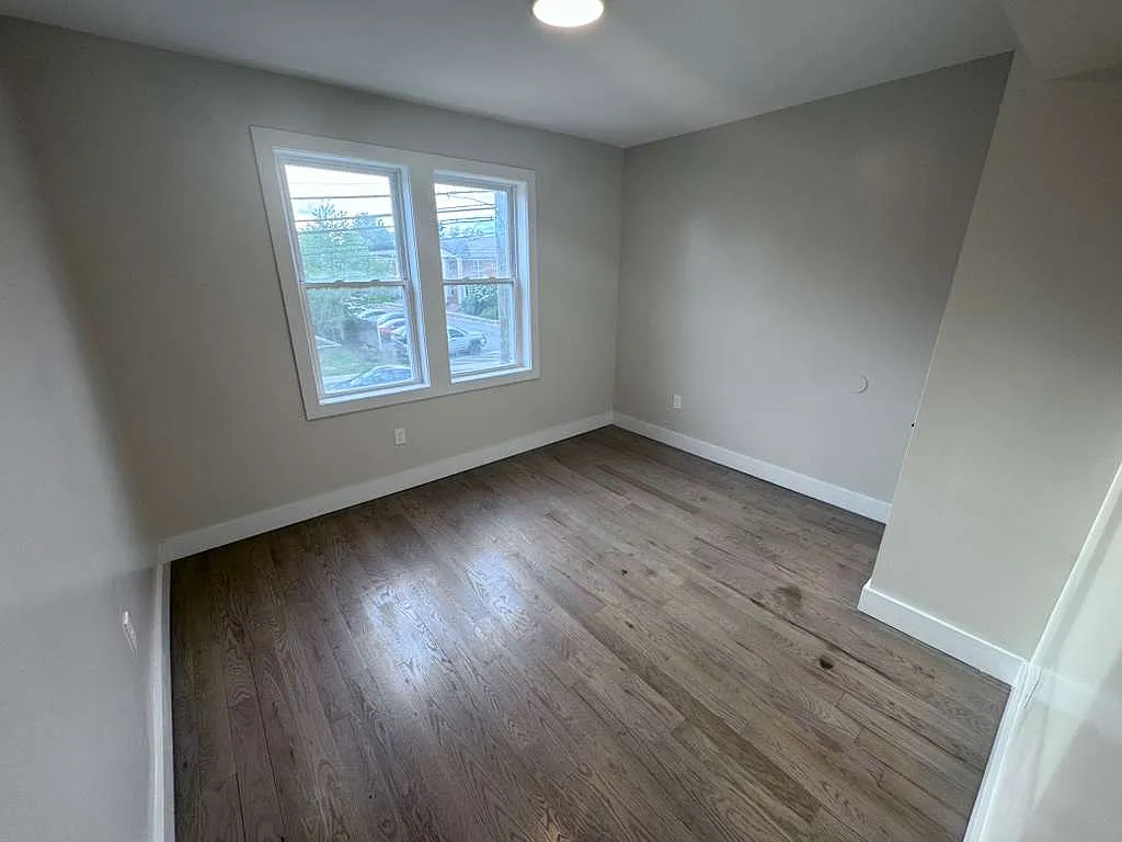 3 bed, $2,799 — Photo 3