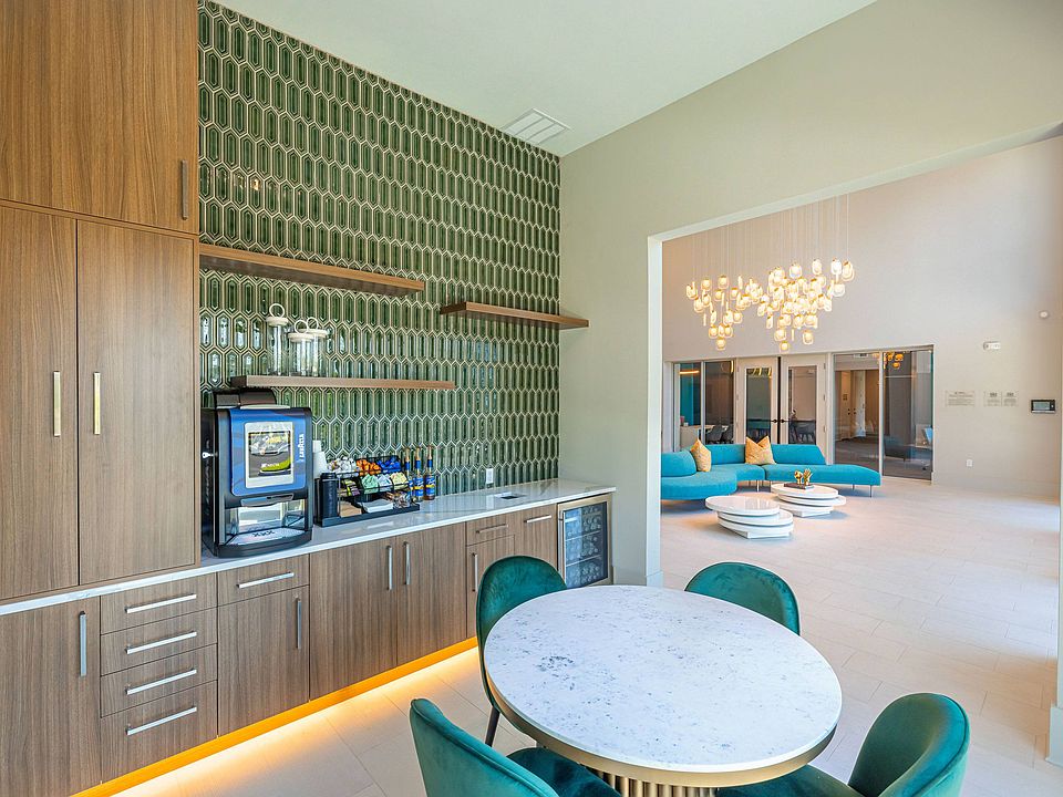 The Parian Luxury Apartments 10405 Apollo Manor Cir Riverview, FL