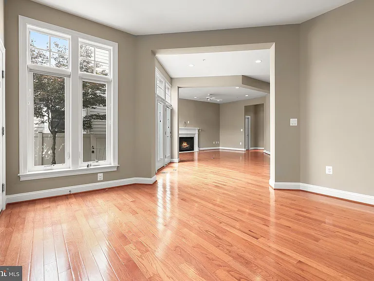 11426 Ellington St — Photo 27