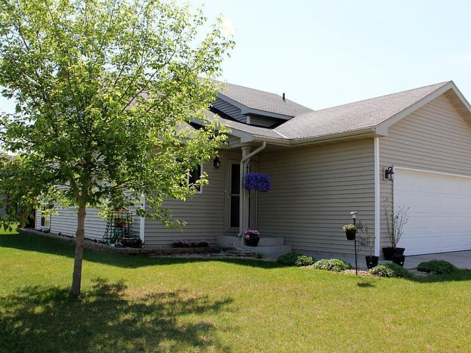 1st image of 1174 Yellowstone Ave