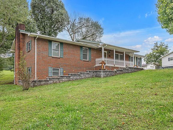 4th image of 109 Circle Dr