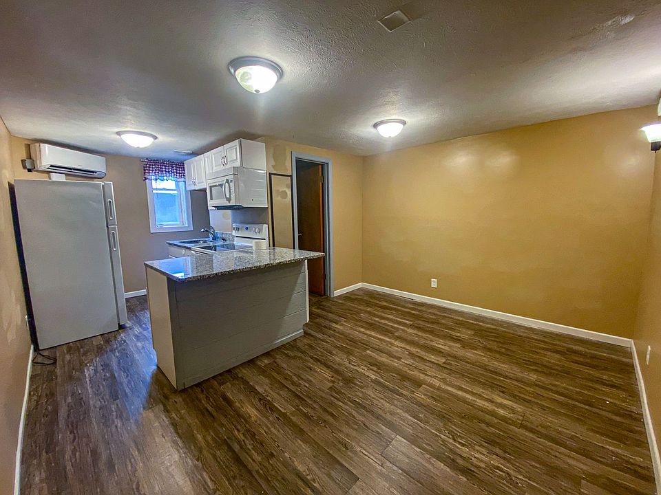 2nd image of 600-604 1st Ave #602