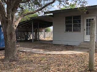 307 W Josephine Ave, Orange Grove, TX 78372