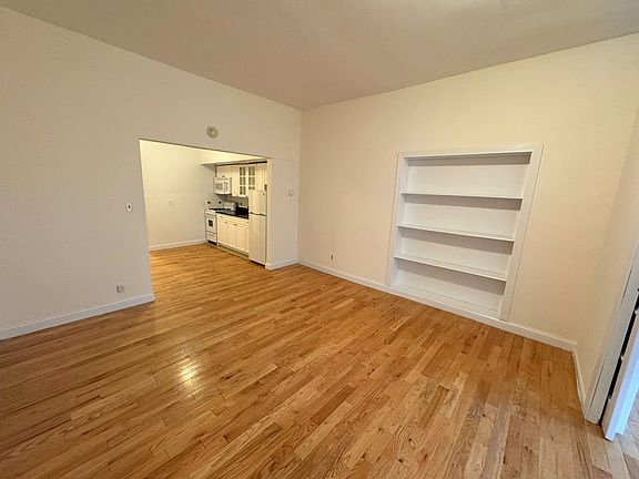 3rd image of 881 10th Ave APT 2A