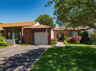 1003 Gotham Dr, Saint James, NY 11780