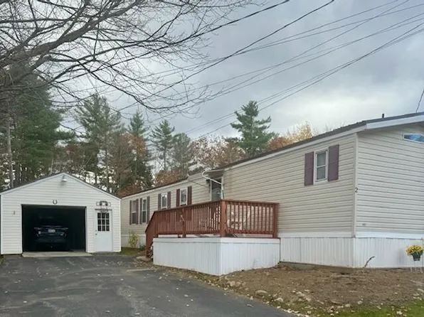 2 Hawthorn Drive, Norway, ME 04268