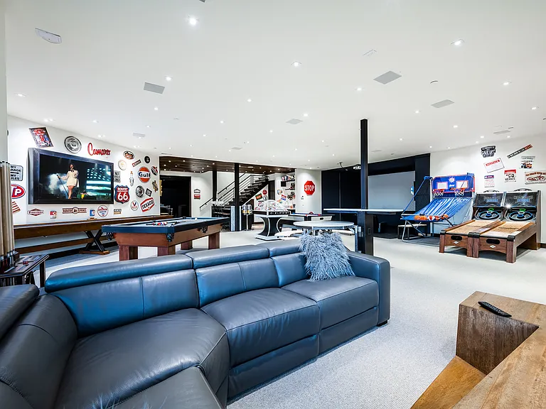 Game room sitting area
reclining couch with TV viewing