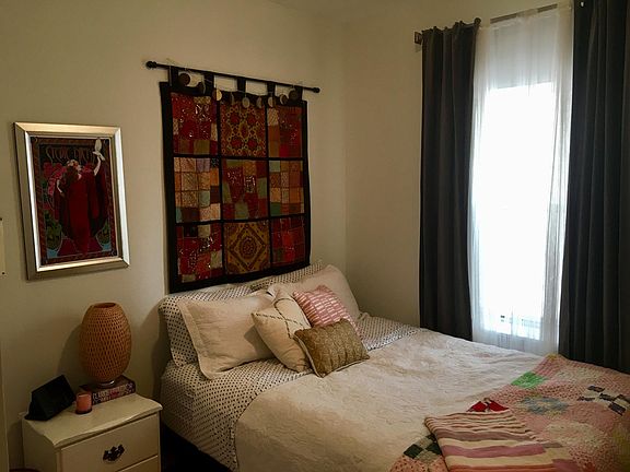 4th image of 3005 W Gunnison St APT 1w