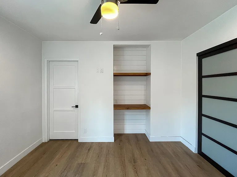 13053 Venice Blvd — Photo 14
