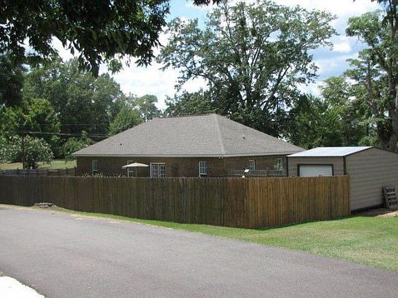 rear elevation from the back side of the circle. 