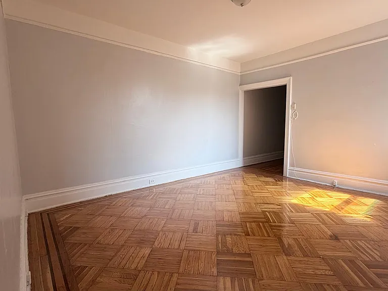 321 Fairmount Ave #54E — Photo 3