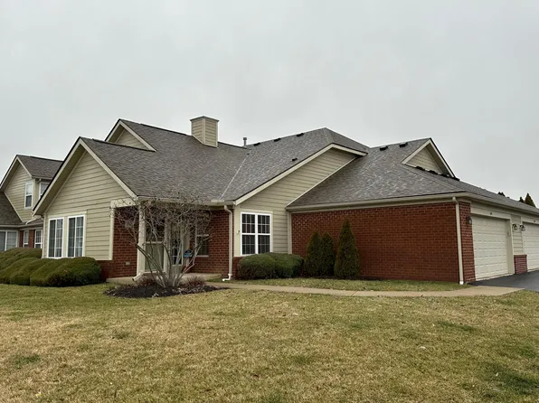 60 Greenhedge Cir, Delaware, OH 43015