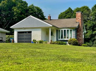 88 Old Hebron Rd, Colchester, CT 06415