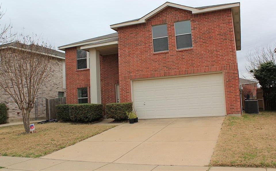 1st image of 5337 Emmeryville Ln