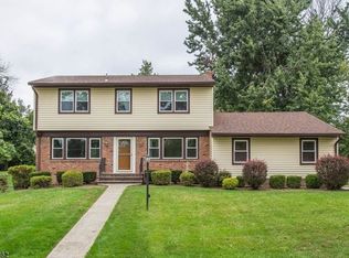 6 Ivy Ln, Parsippany, NJ 07054