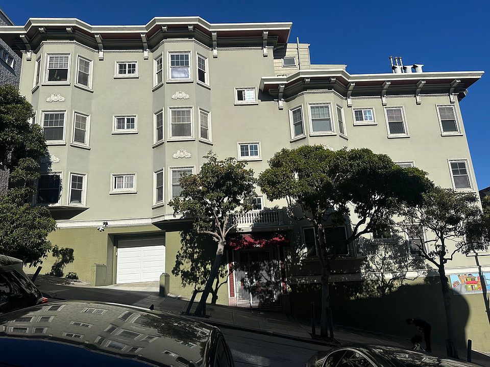 1st image of 900 Taylor St APT 4
