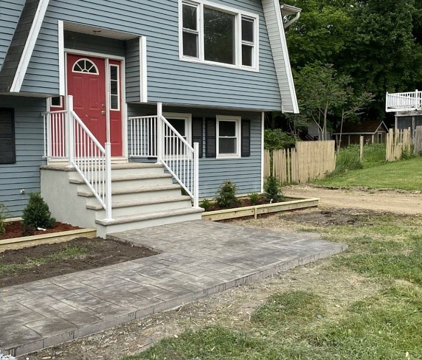 2nd image of 11 Parrish Dr