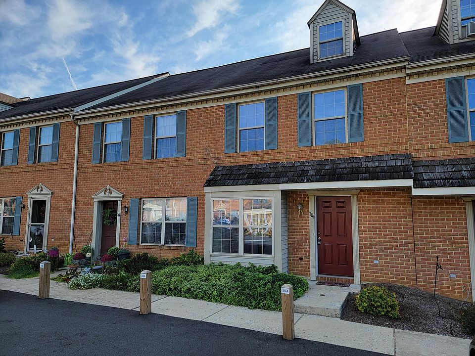 1st image of 304 Meeting House Ln