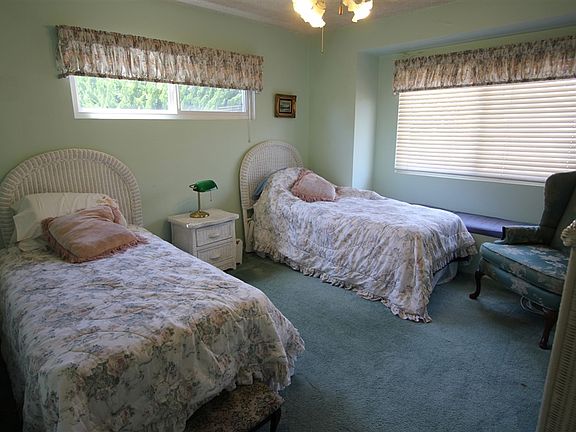 2nd image of 2290 Alta Vista Dr