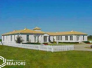 2000 Mansion Dr, Fairfield, IA 52556