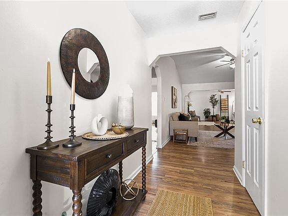 5th image of 1712 Lamerton Ct