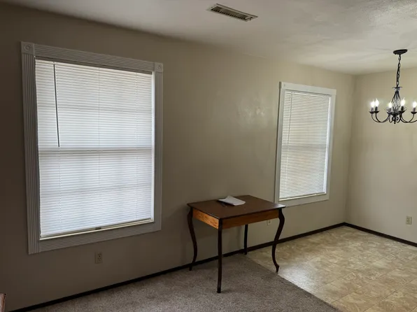 23 S 53rd St #116, Belleville, IL 62226