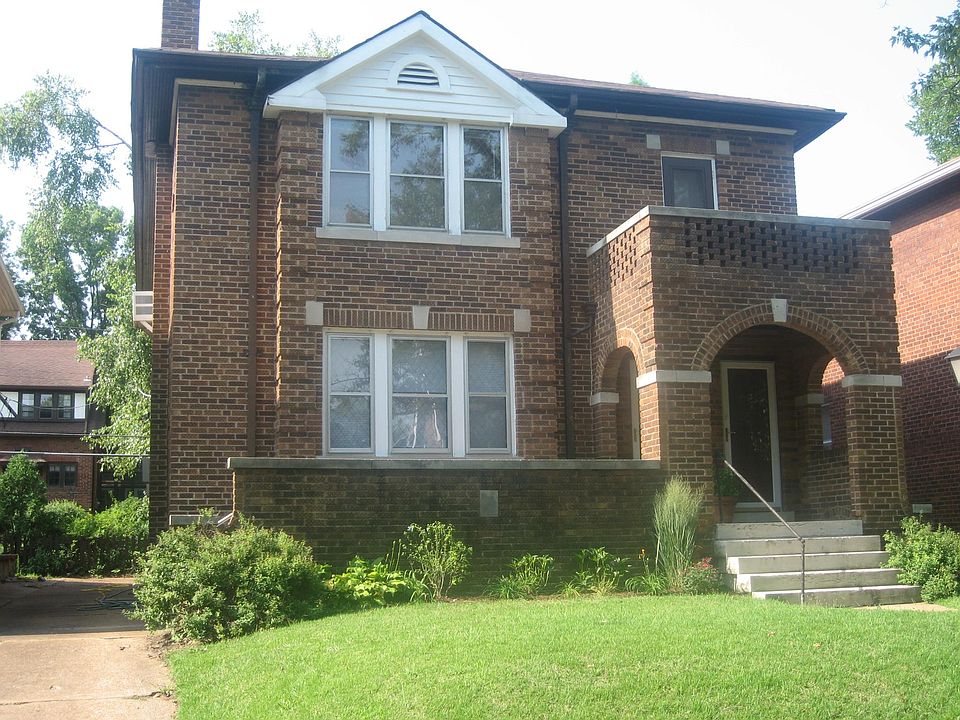 Front exterior view