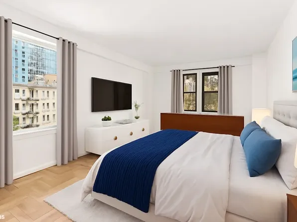 345 East 52nd Street image 2 of 11