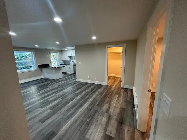 Anita Road Apartments — Photo 13