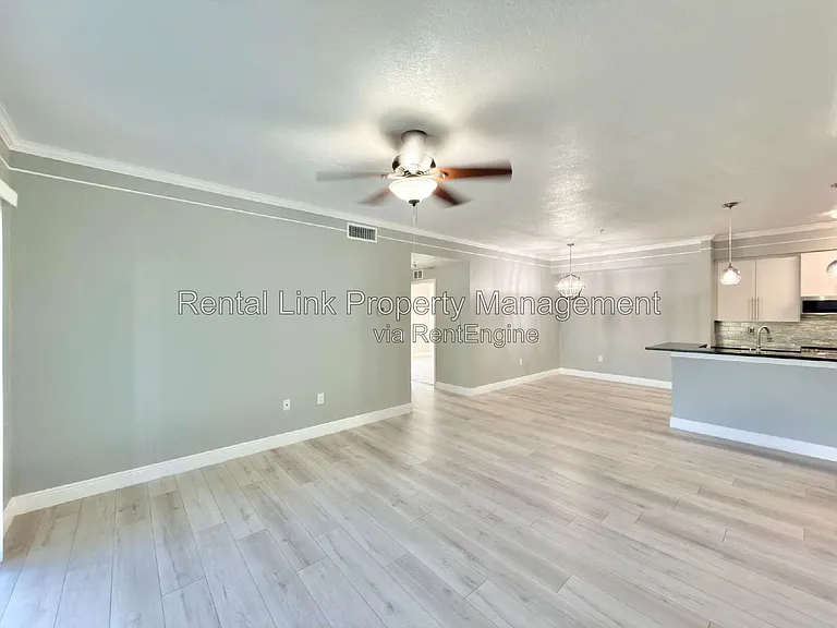 11530 Villa Grand #1115 — Photo 6