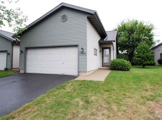 612 Wood Violet Ln, Sun Prairie, WI 53590