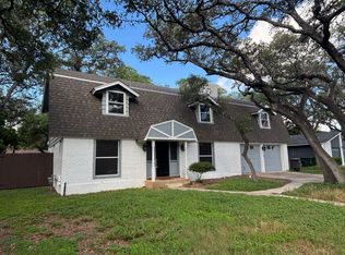 3550 Red Oak Ln, San Antonio, TX 78230
