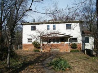 366 W Outer Dr, Oak Ridge, TN 37830