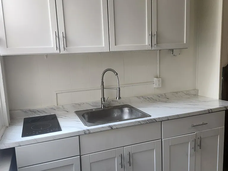 1807 Eutaw Pl #1F — Photo 8