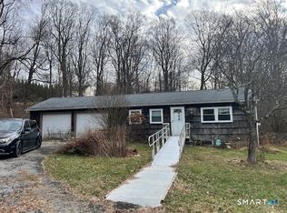 29 Albion Rd, New Fairfield, CT 06812