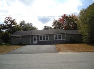10 Dirlam Cir, Tewksbury, MA 01876