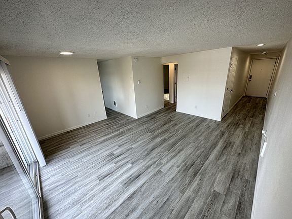 3rd image of 1622 W 7th Ave #204