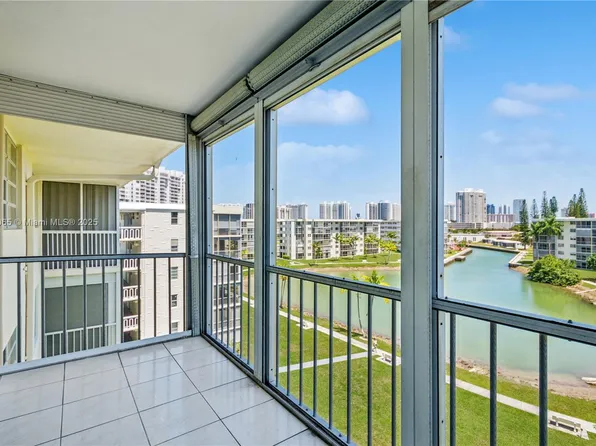 2851 Leonard Dr APT J610, Aventura, FL 33160