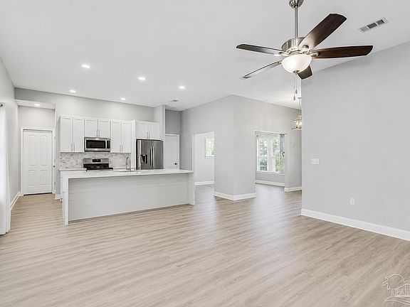 5th image of 22 Paradise Palm Cir